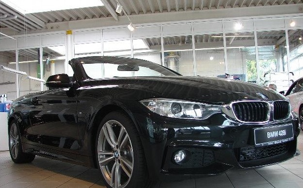 LHD BMW 4 SERIES